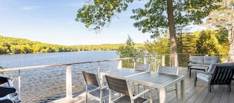 Direct Lakefront - Stunning Views and Panoramic Sunsets
