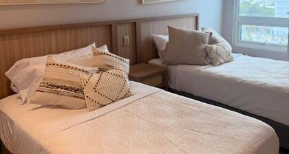 Apartamento Adalmar 804 con vista al mar