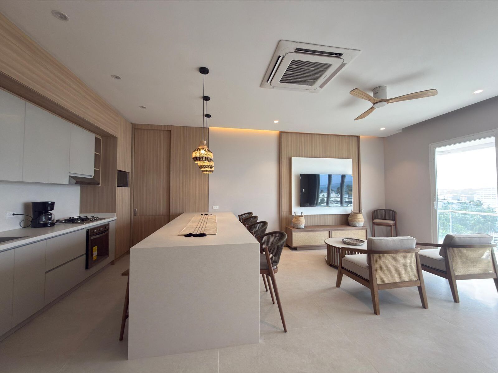 Deluxe Apartment, Balcony, Sea View | Living area