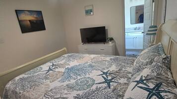 Iron/ironing board, WiFi