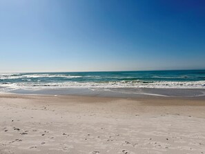 Beach - Perfect 1-bedroom condo with AC in Bradenton Beach (Bradenton Beach)