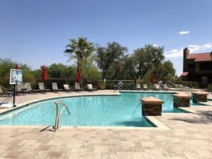 Pool - Scottsdale's Finest Cozy 1-bedroom 1-bath Condo (Scottsdale)