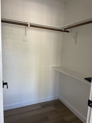Interior - Scottsdale's Finest Cozy 1-bedroom 1-bath Condo (Scottsdale)