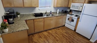 Little BIG house-Cozy & relaxing 3 bedroom home located in the heart of Sabinal