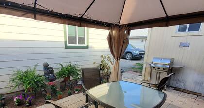 Little BIG house-Cozy & relaxing 3 bedroom home located in the heart of Sabinal