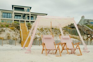 Children's area - Brand New Beachfront Home (Santa Rosa Beach)