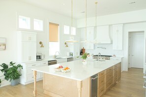 Fridge, microwave, oven, stovetop - Brand New Beachfront Home (Santa Rosa Beach)