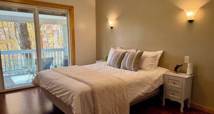 Hidden Rustic cottage in charming Clyde perfect for relaxing getaway