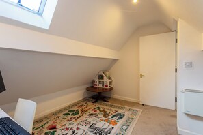Interior - Authentic & Stylish Gem in the Heart of Chipping Campden: Toys, Books, Workspace (Chipping Campden)