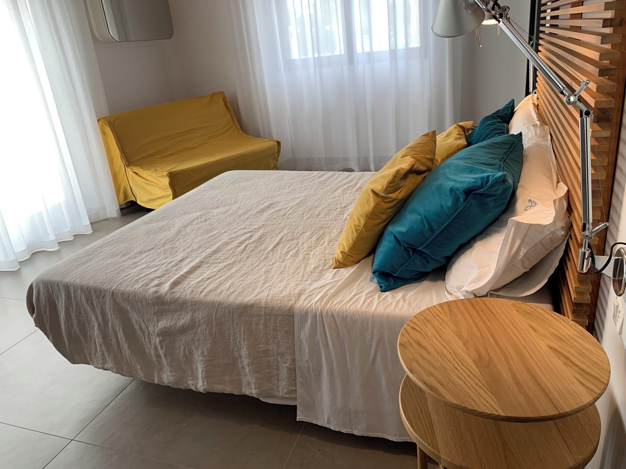 In-room safe, free WiFi