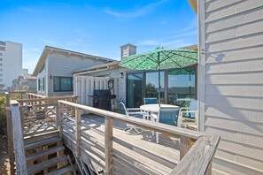 House, Multiple Beds (Sea Dunes Nautilus B7-A) | Outdoor dining - Sea Dunes Nautilus B7-a (New Smyrna Beach)