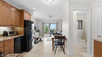 單棟房屋, 1 張加大雙人床及 1 張梳化床 (Sea Dunes Nautilus B7-B) | 內部