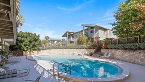 Pool - Sea Dunes Nautilus B7-b (New Smyrna Beach)