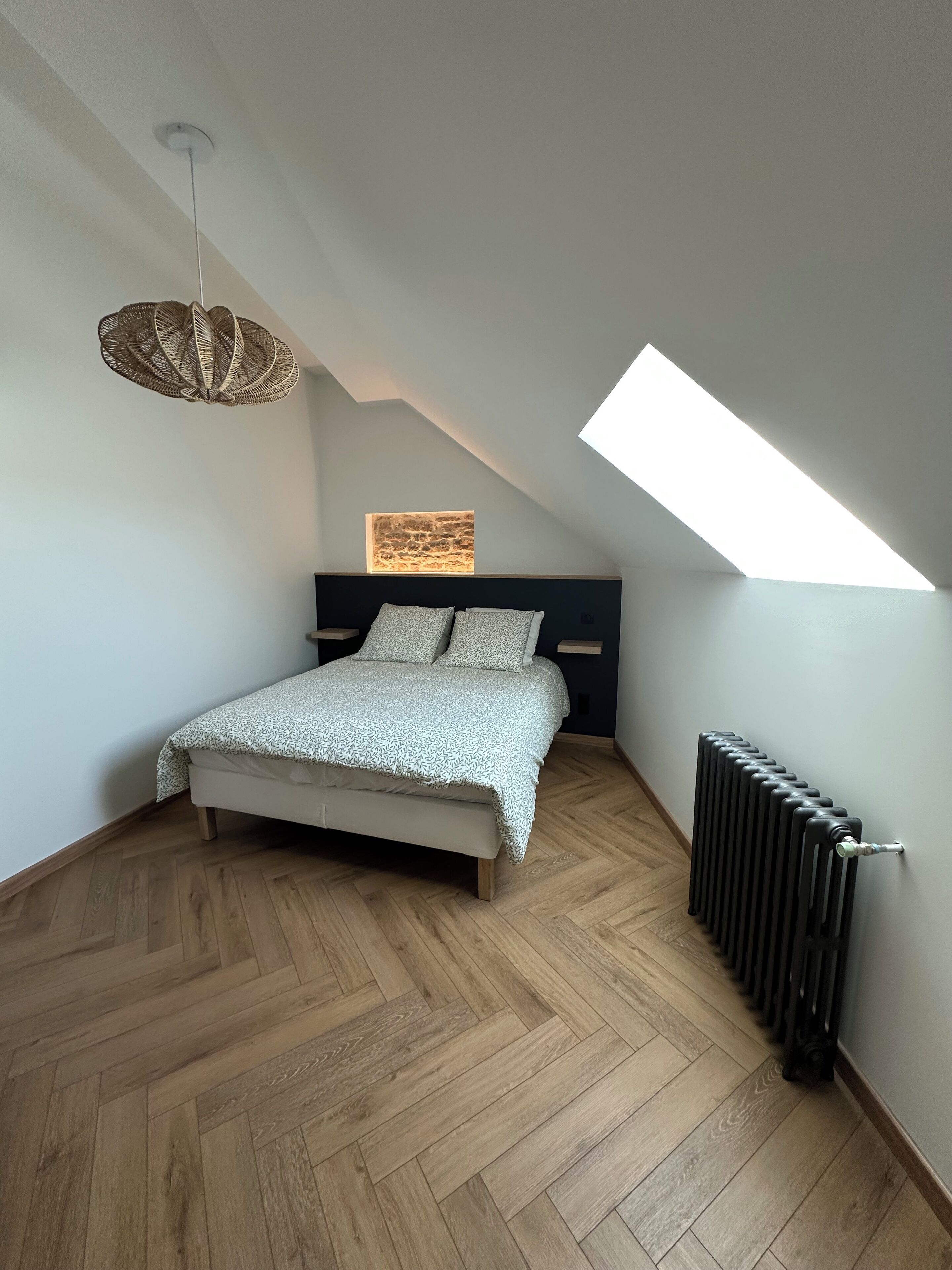 6 間睡房、可攜式嬰兒床、免費 Wi-Fi、床單