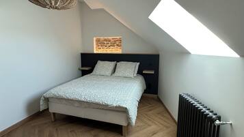6 chambres, lit parapluie, Wi-Fi gratuit, draps fournis