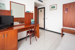 Minibar, caja de seguridad en la habitación, escritorio y wifi gratis 