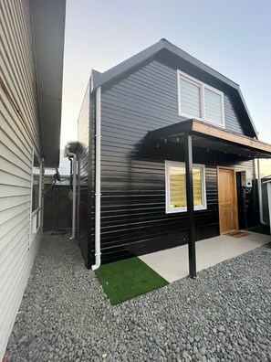 Exterior detail - Cozy Shelter with Excellent Connectivity (Downtown and Airport) (Los Lagos)