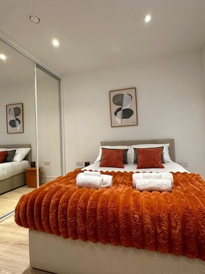1 chambre, fer et planche à repasser, accès Internet, draps fournis