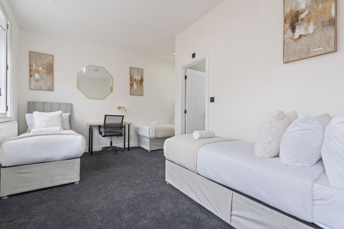 Iron/ironing board, WiFi, bed sheets