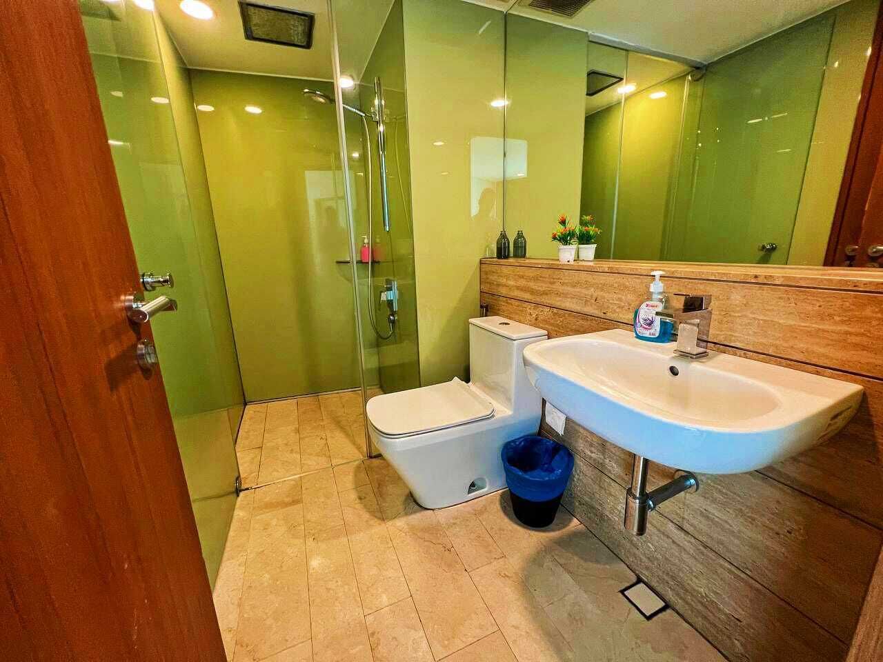 Family Apartment, 2 Bedrooms, City View | Bathroom