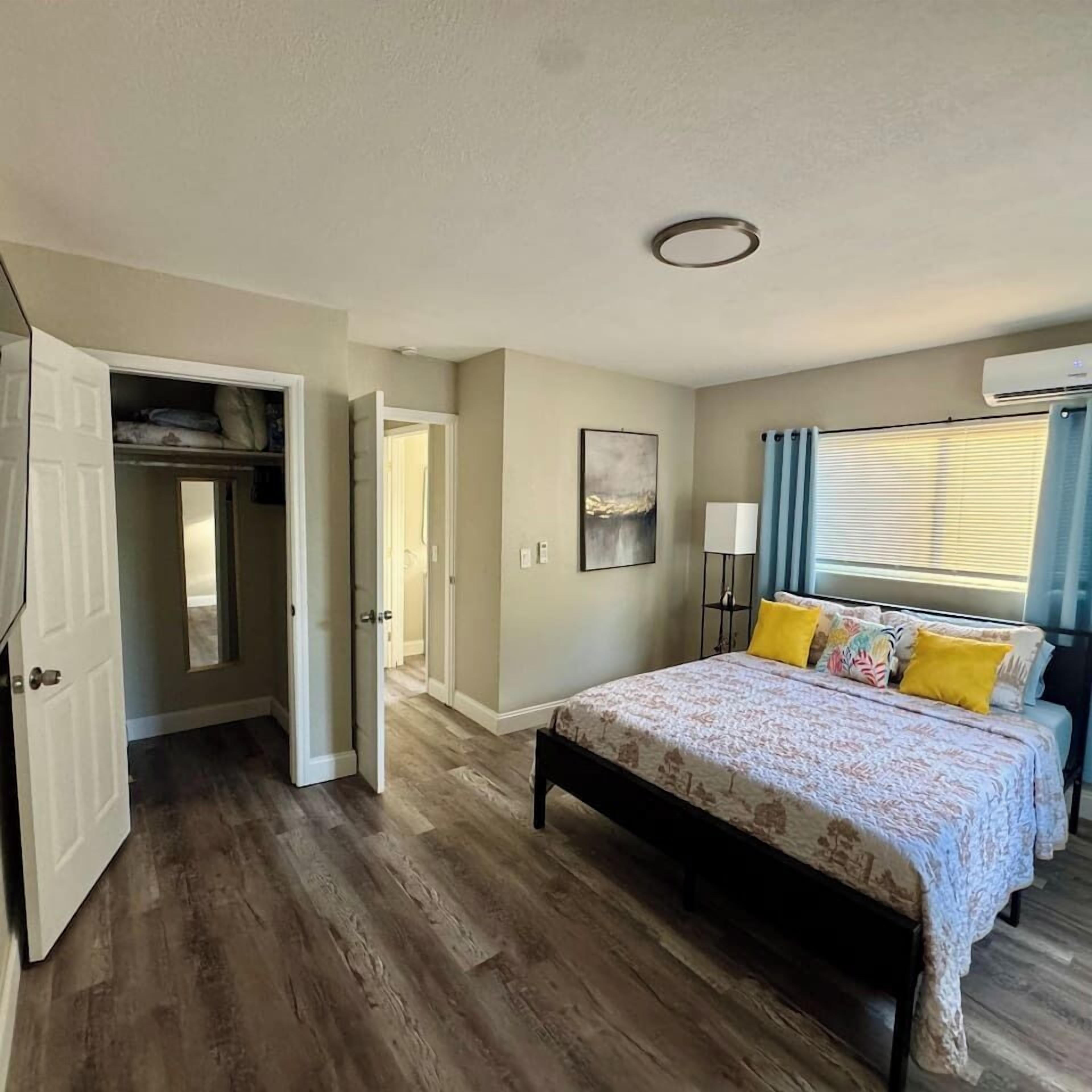 1 bedroom, WiFi, bed sheets