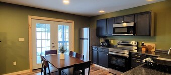 H3 - Three-Bedroom Apartment