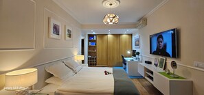 1 bedroom, iron/ironing board, WiFi, bed sheets - Quiet and Fully Equipped Apartment in Belém (Lisbon)