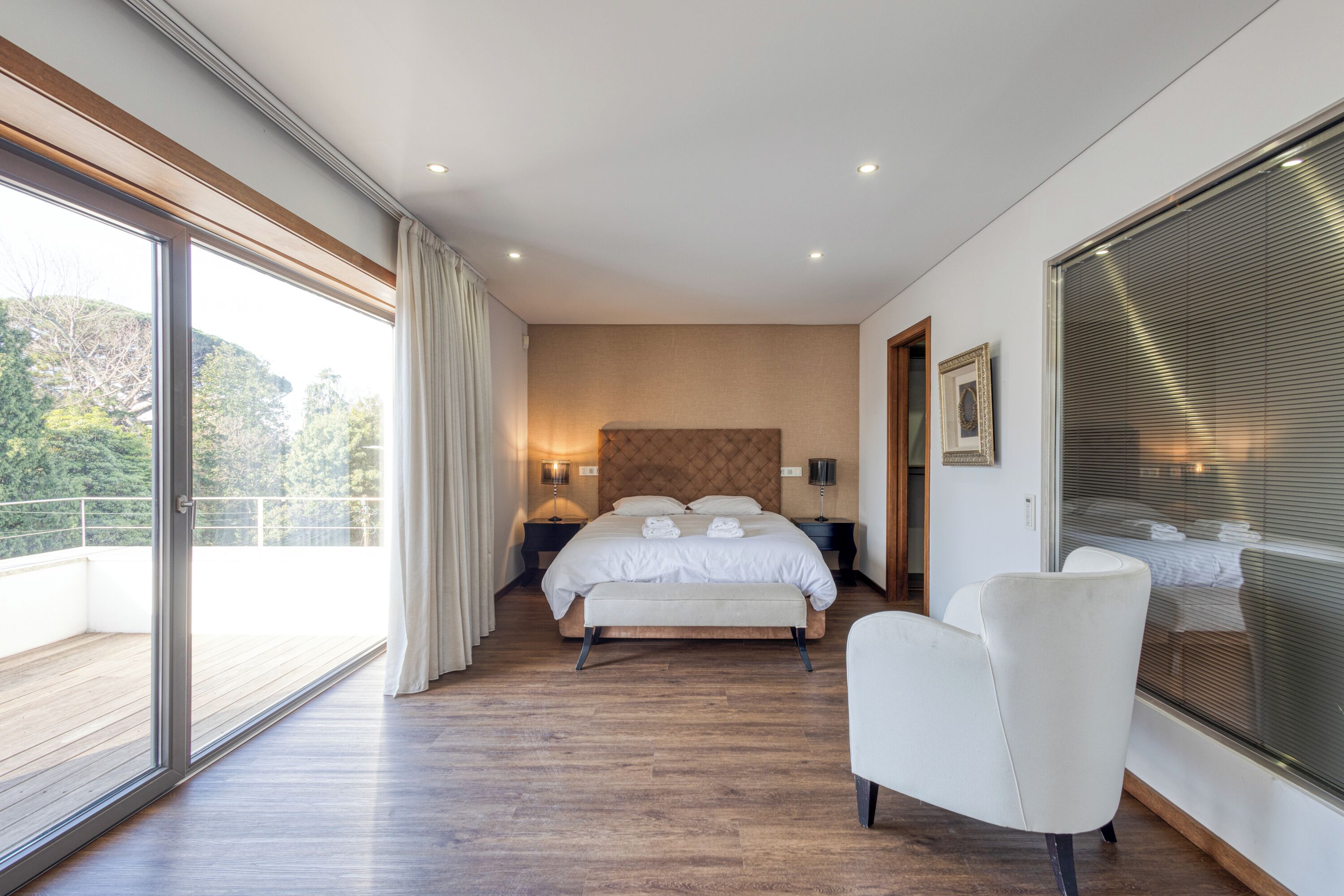 Soundproofing, iron/ironing board, free WiFi