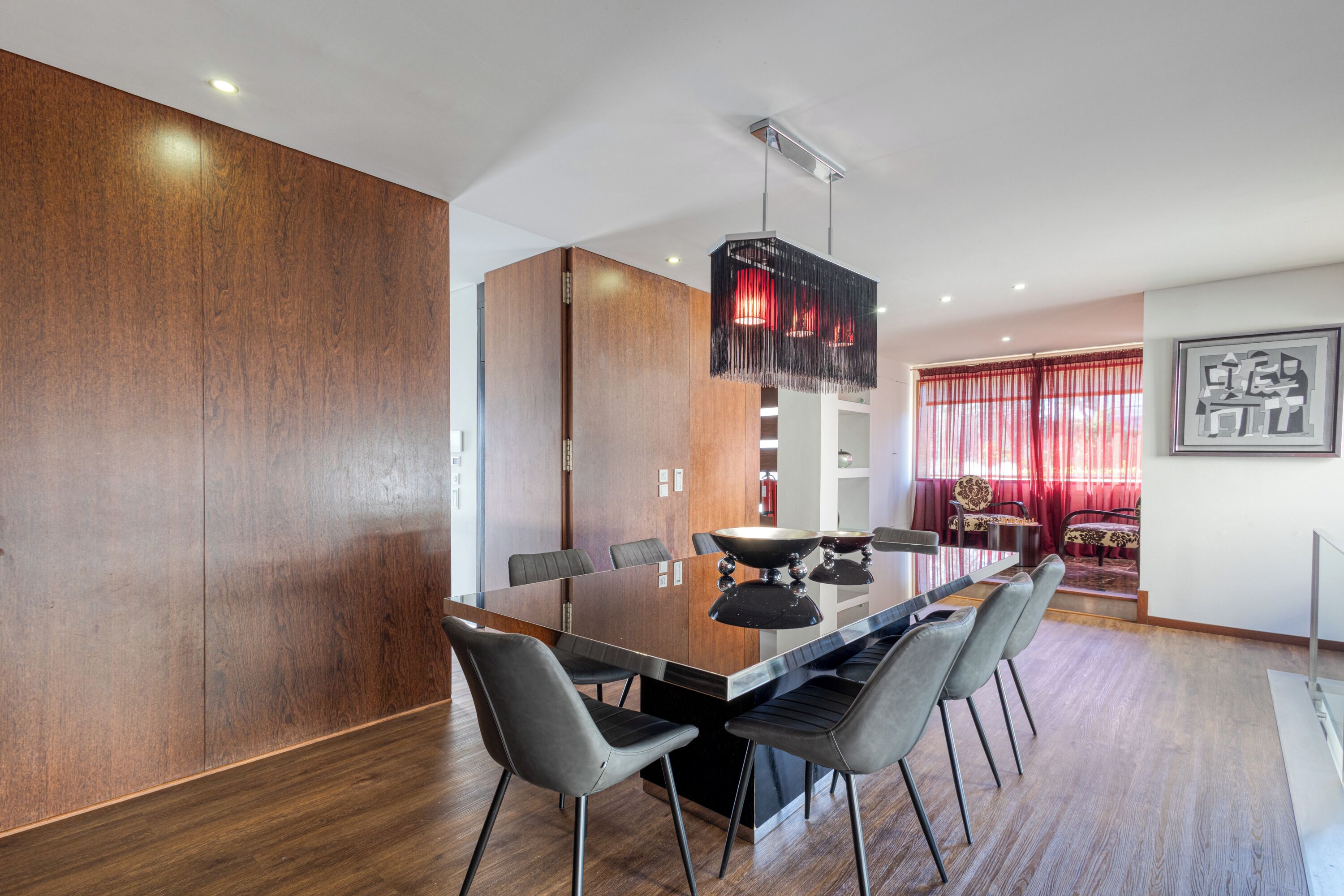 Deluxe Villa | Dining room