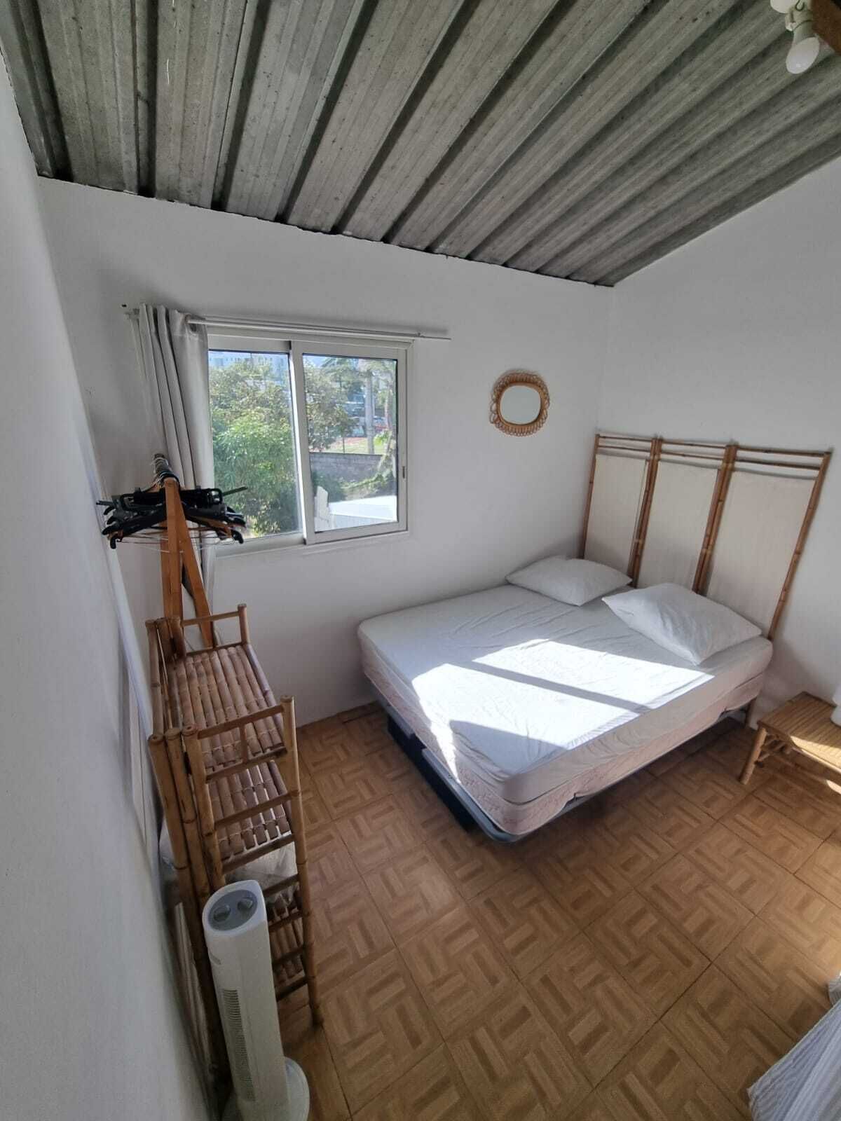 2 bedrooms, iron/ironing board, Internet, bed sheets