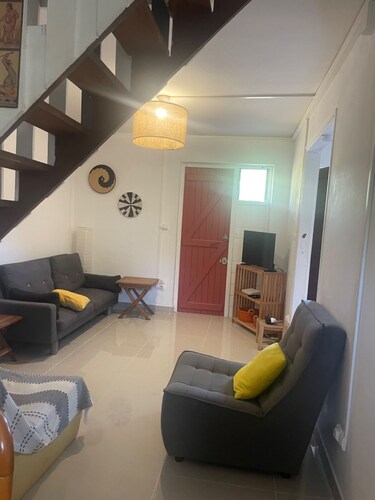 House 10 minutes walk from Saint Pierre beach with free parking.