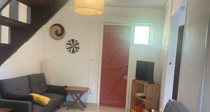 House 10 minutes walk from Saint Pierre beach with free parking.