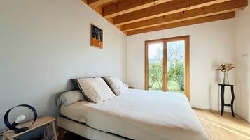 Fer et planche à repasser, Wi-Fi, draps fournis