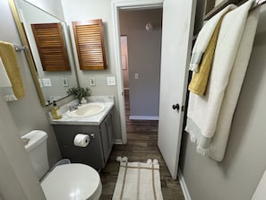 Bathroom - Comfort Meets Southern Charm (St. Marys)