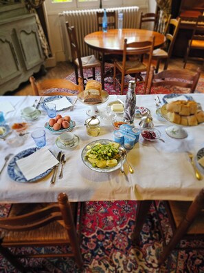 Restaurant - Montboulan Chambres d'hôtes  (Salbris)