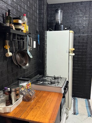 Mikrowelle, Ofen, Herdplatte, Wasserkocher