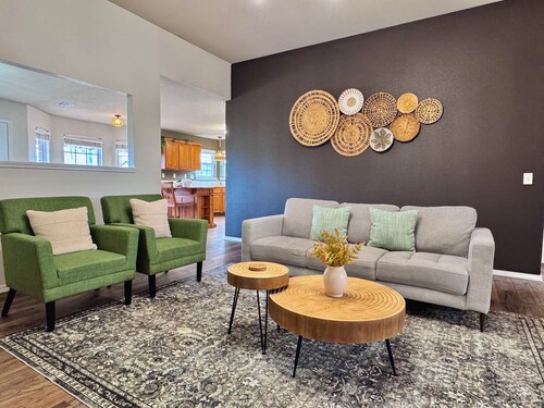 Updated 3BR Near Walmart HQ & Local Trails