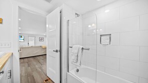 Shower, hair dryer, shampoo - Views! Beachfront! New!-Gulf Front!~Heated Pool! (Bradenton Beach)