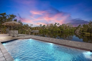 Pool - NEW! Sea Haven~Heated Pool~Fishing from back yard! (Holmes Beach)