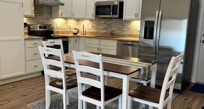 Wonderful 2-bedroom condo in exceptional retirement community near Orlando