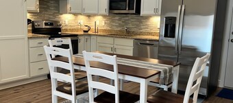 Wonderful 2-bedroom condo in exceptional retirement community near Orlando