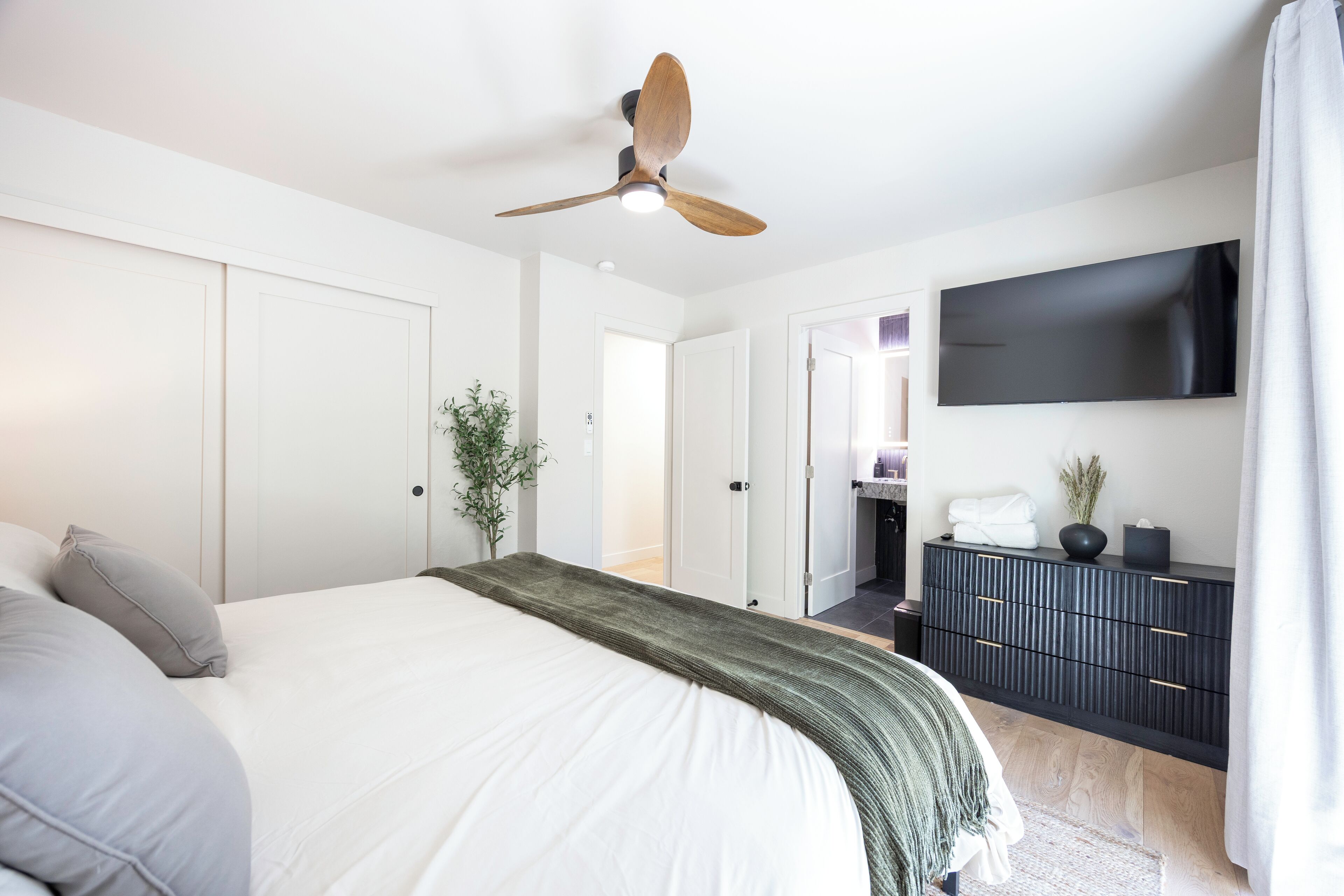 3 soverom, wi-fi og sengetøy