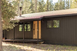 Exterior - Modern Cabin South Lake Tahoe Near Casinos (South Lake Tahoe)