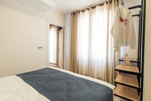 2 bedrooms, iron/ironing board, free WiFi, bed sheets - Taksim Square - Apartment - Sleeps 4 - City Centre (Istanbul)