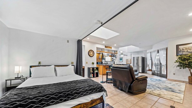 2 dormitorios, tabla de planchar con plancha, wifi gratis y ropa de cama