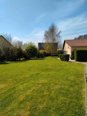 Property grounds - Gite air marin Berneval le grand House for couples/plant workers (PETIT CAUX)