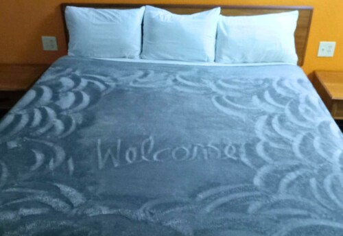 Room 136 - King Bed Hotel Studio
