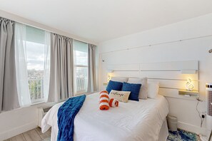 Stúdió lakosztály, kilátással az óceánra (Daytona Beach Club 313- Beach Bliss) | 1 hálószoba, vasaló/vasalódeszka, egyedi dekoráció és egyedi berendezés