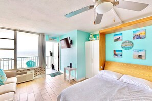 1 Schlafzimmer, individuell dekoriert, individuell eingerichtet