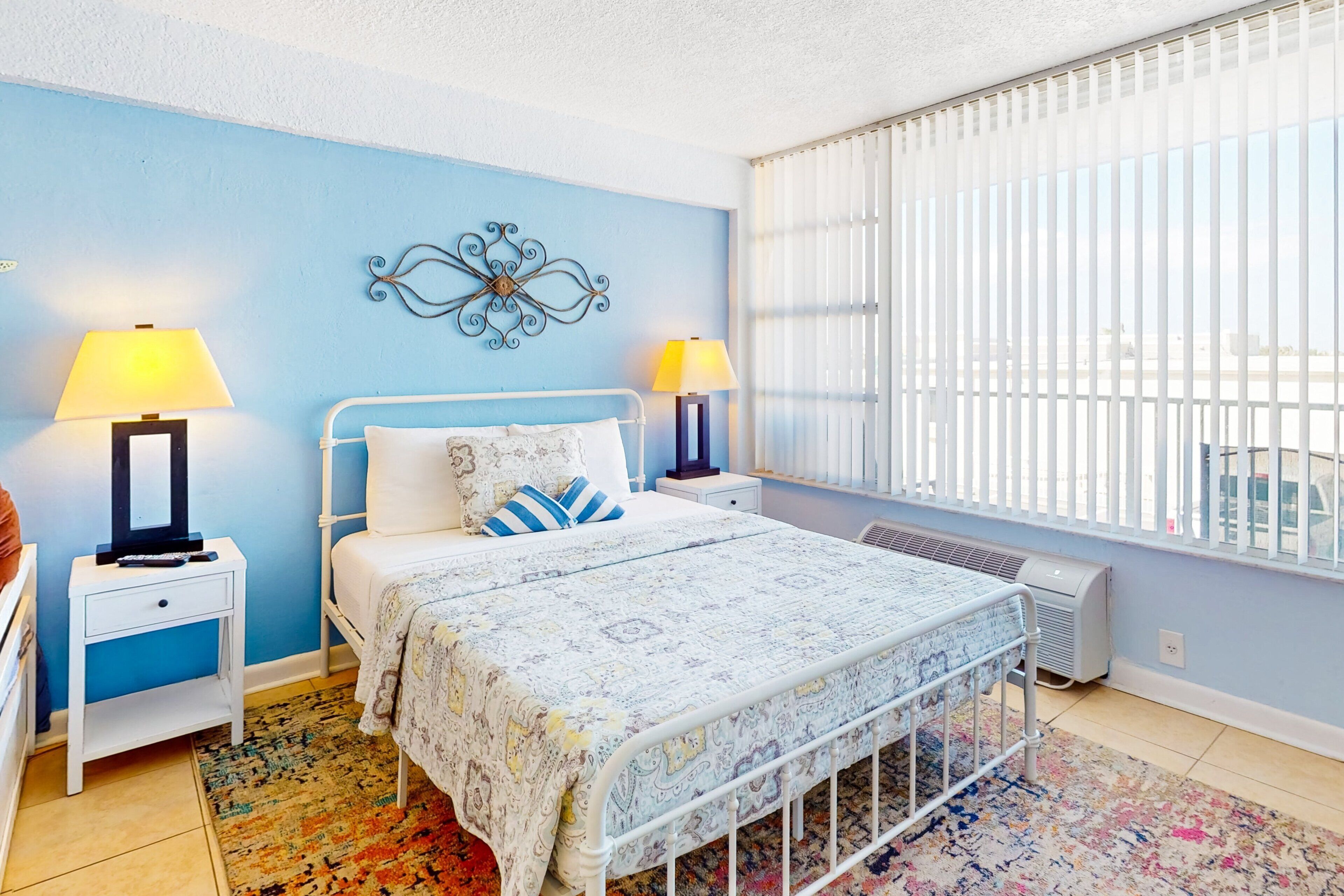 Studio, nhiều giường, ban công (Daytona Beach Club 320- Daytona) | 1 phòng ngủ, trang trí khác biệt 